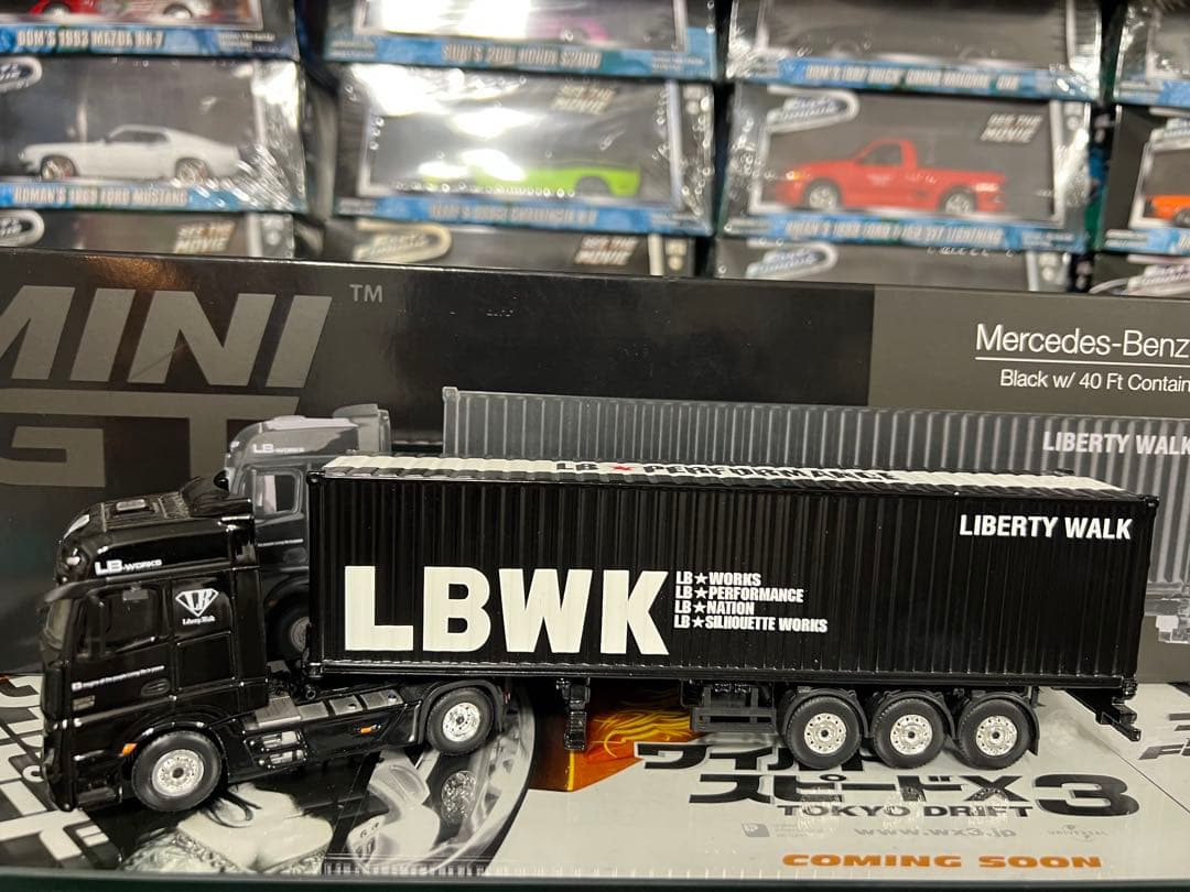 ミニカー MINI GT Mercedes-Benz Actros LBWK