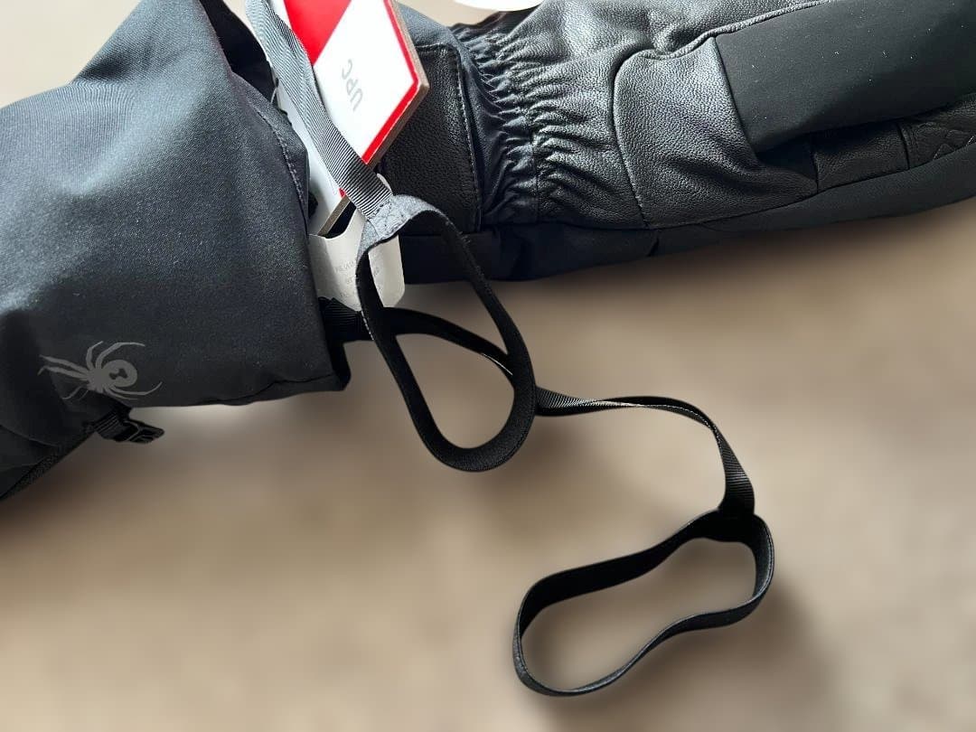 16,000円送料無料SPYDERスパイダー新品スノボ、スキー用グローブ黒