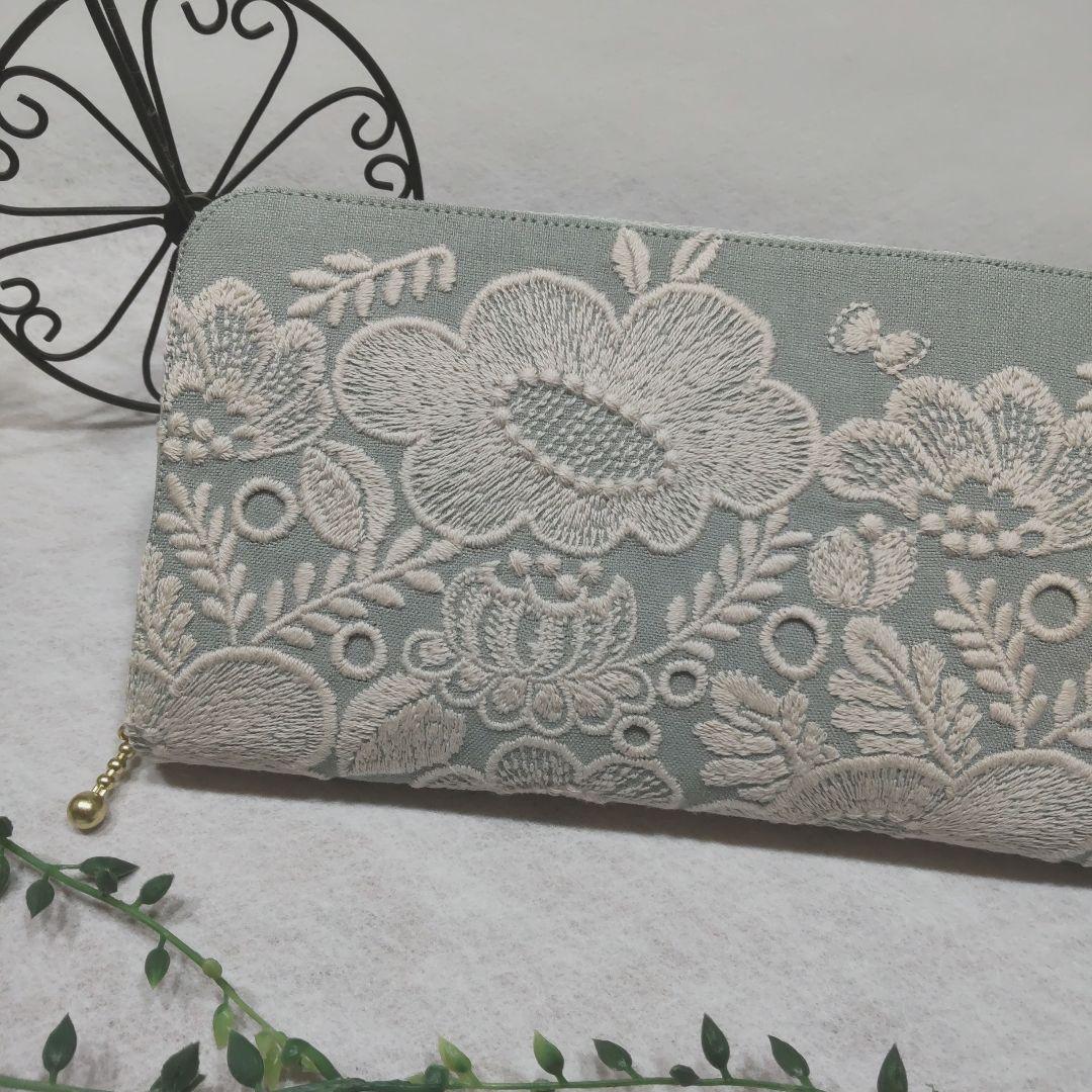ミナペルホネン \" smile flower \" ハンドメイド 長財布