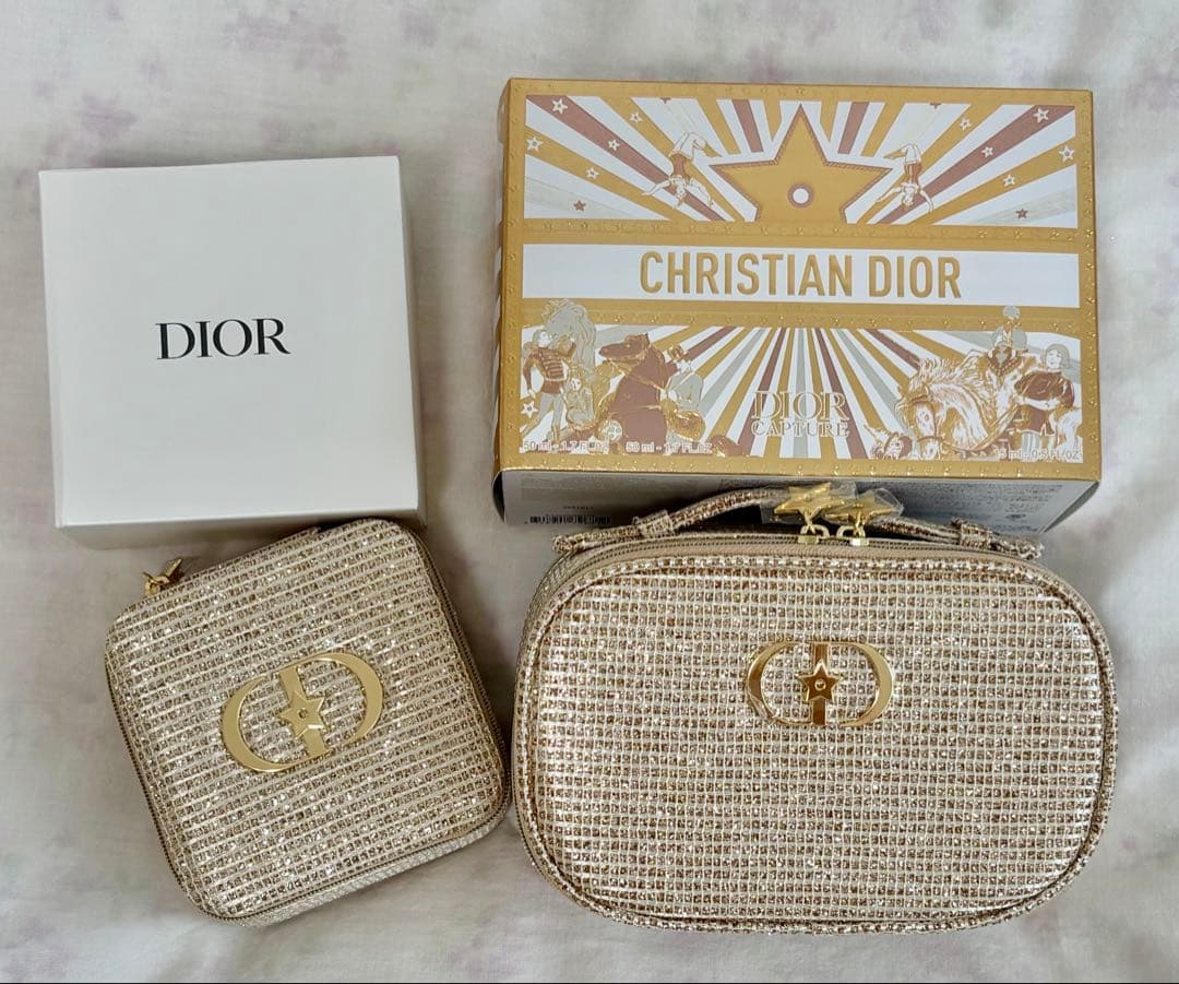 OneMall provides Mercari products: 新品未使用 Dior ホリデー 2025