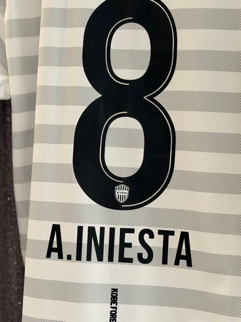 短期セール 神戸 イニエスタ選手 2019シーズン 2ndユニフォーム サイズ