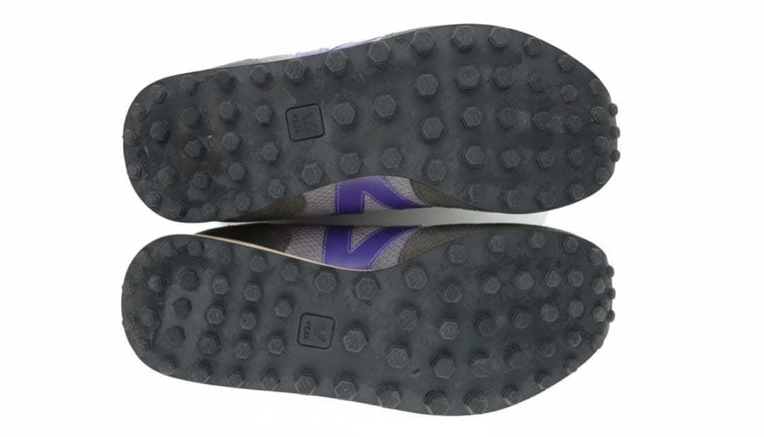 VEJA スニーカー