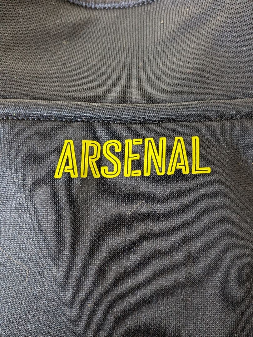 「入手困難」アーセナルジャージ セットアップ 上下 トレーニングウェア