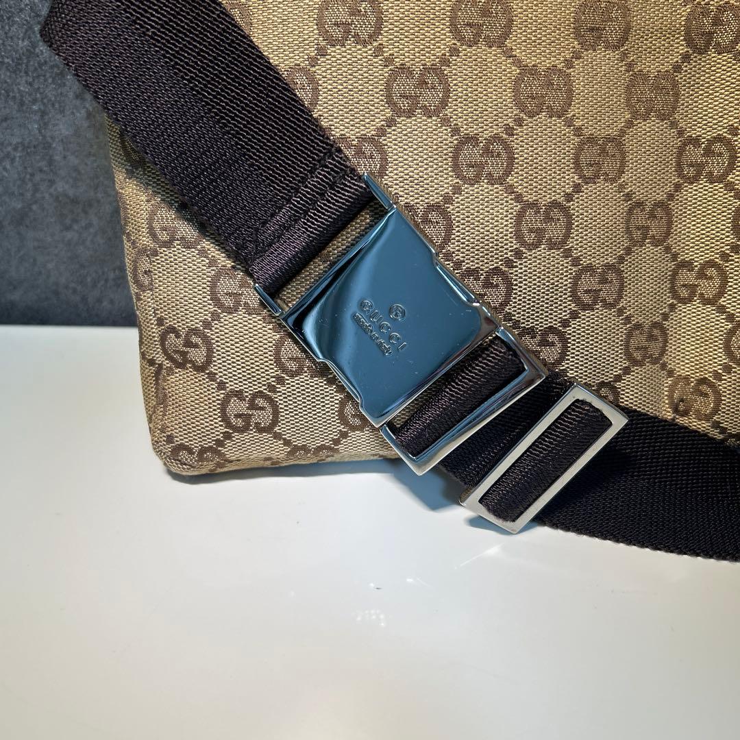 GUCCI ボディバッグ・ウエストポーチ GGパターン