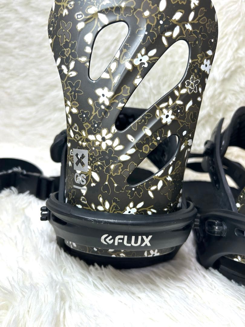 値下げ！FLUX GS SMサイズ スノボ　スノーボード ビンディング