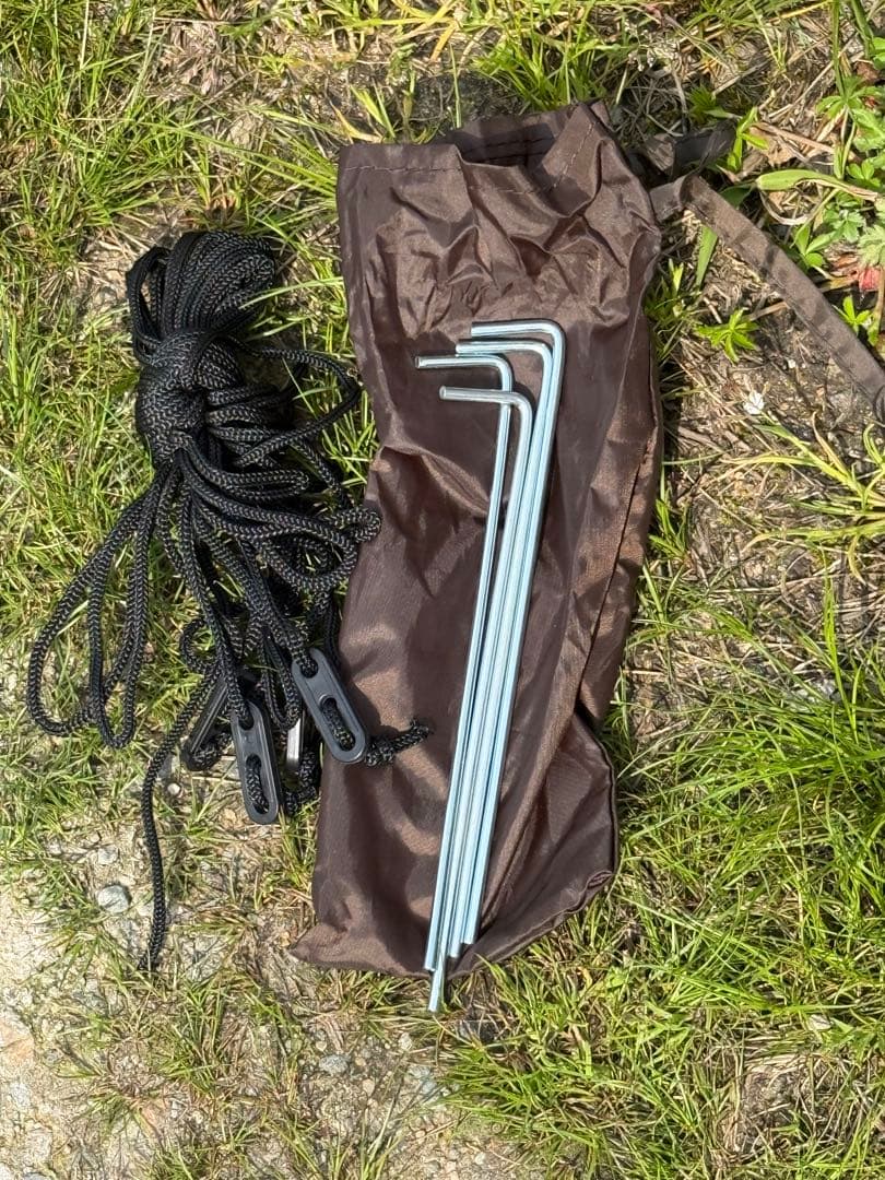 ⭐︎タツ⭐︎ＤＤタープ3.5m×3.5m コヨーテブラウン　ポール・ペグ付き⭐︎