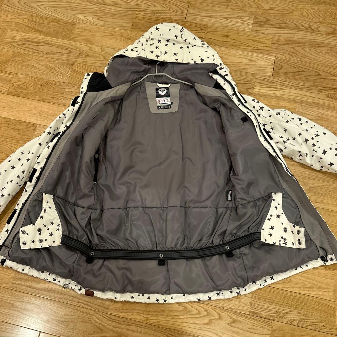 【USED】ROXY　スノボーウェア　ジャケット：Ｌサイズ　ボトムス：Mサイズ