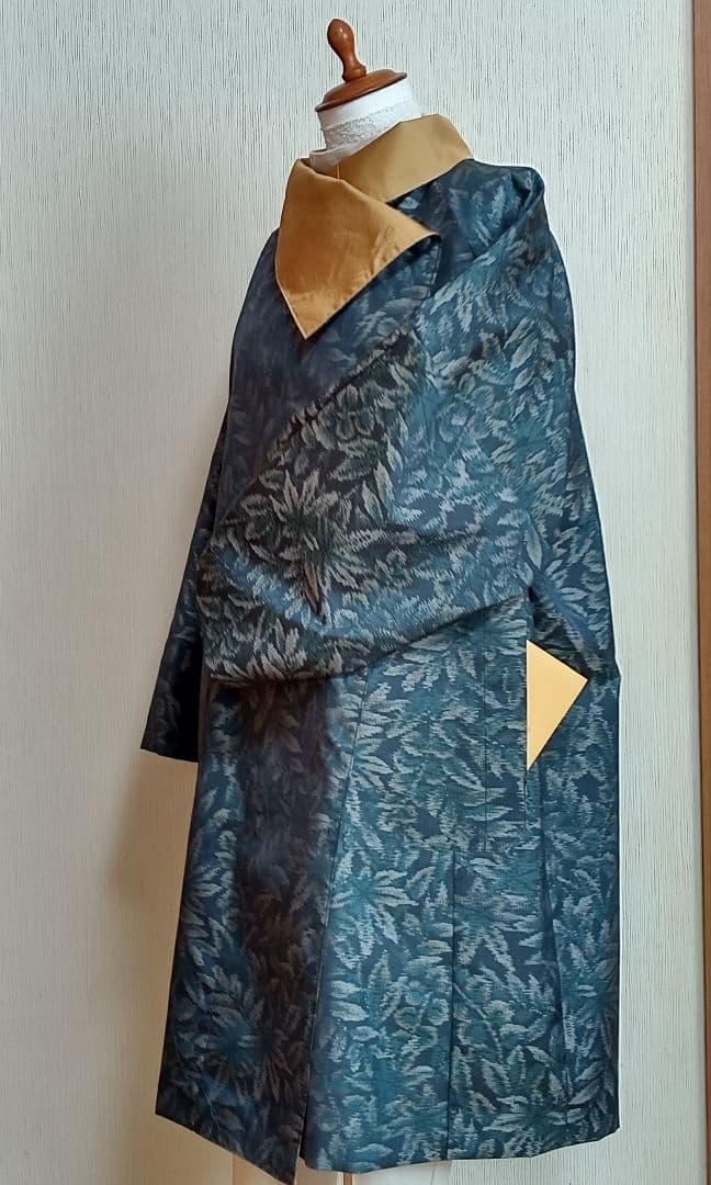 大島紬ロングコート／ラグラン袖 　　　　フリーサイズ