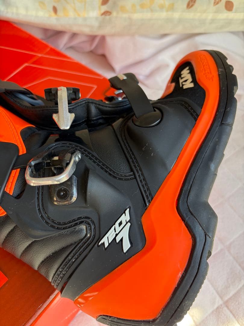 アルパインスターズ　KTM TECH7 ENDURO ブーツ　サイズ9 27.5