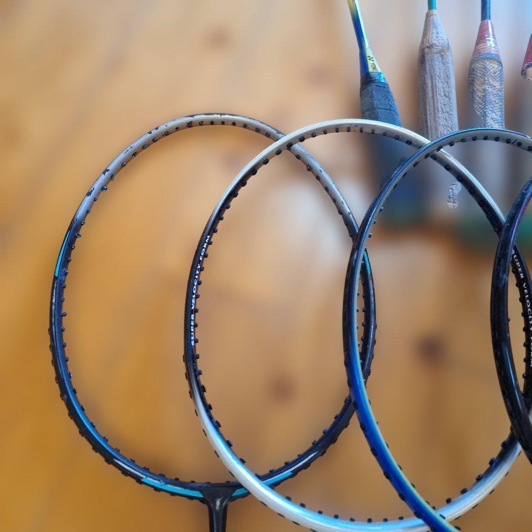 【ジャンク品】YONEX他　バドミントンラケット 17本セット