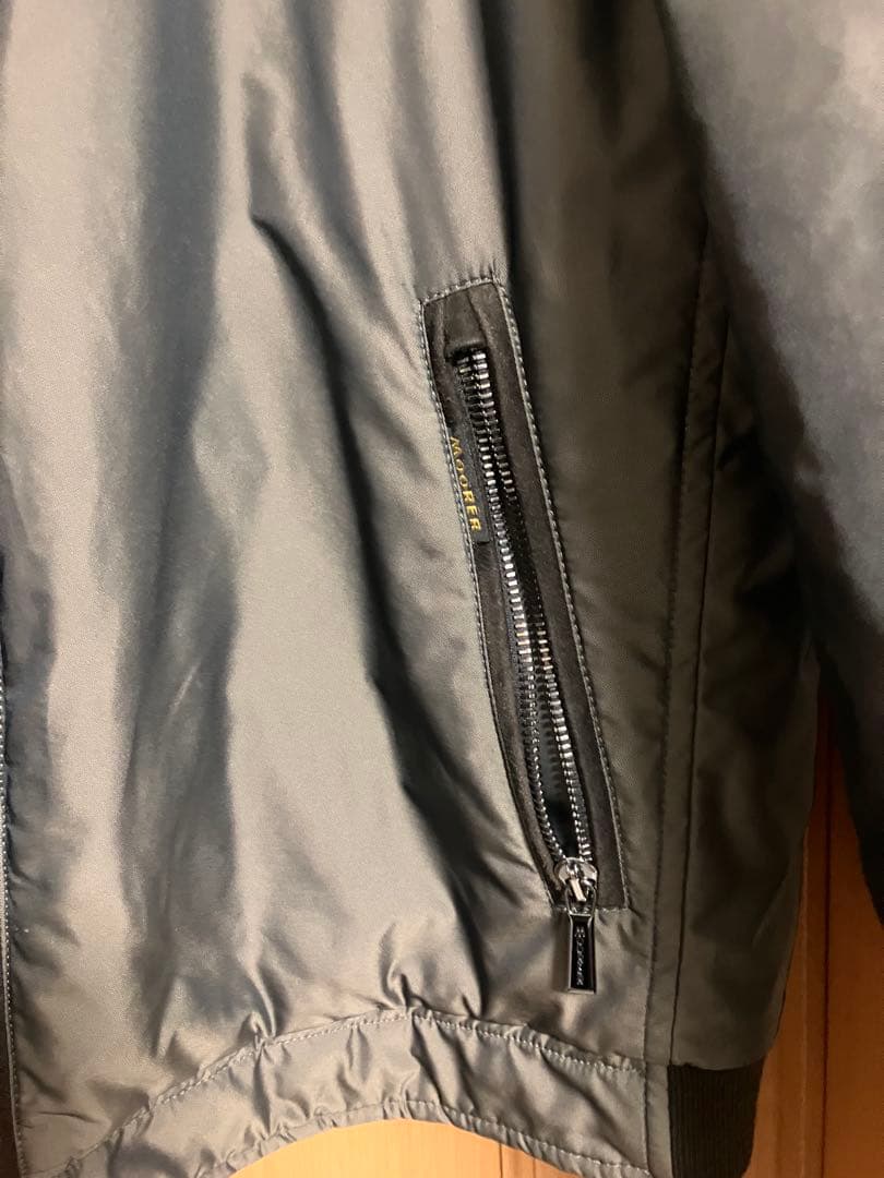 極美品MooRER チェロッティ　48 ダウンジャケット