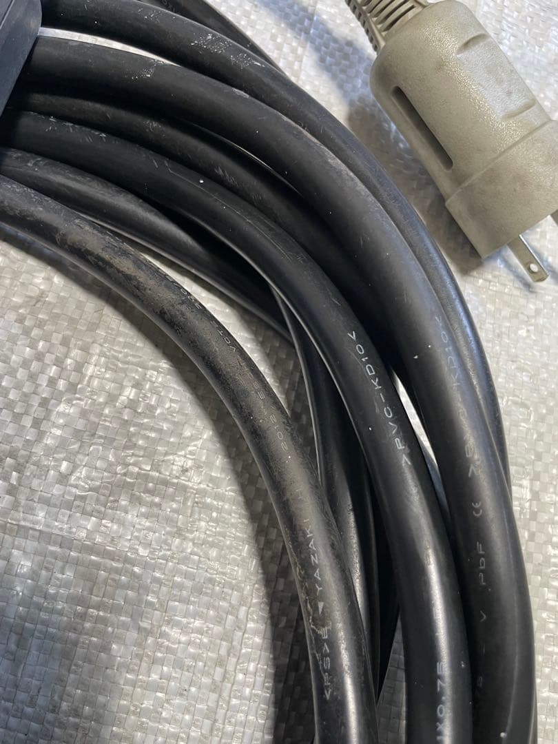 日産　リーフ　充電ケーブル　3NK0A