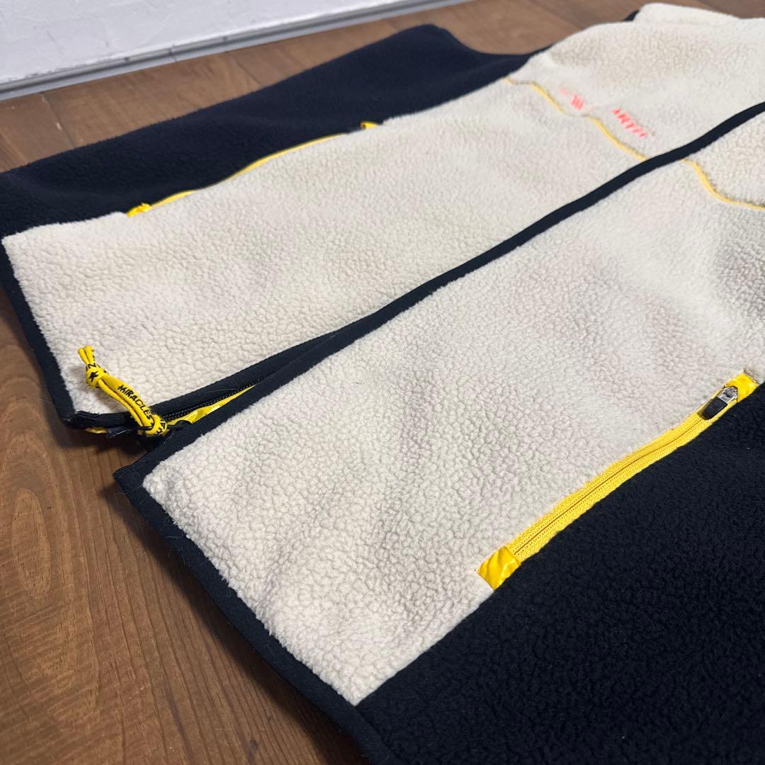 美品　MARK&LONA 中綿ベスト　50 XL リバーシブル