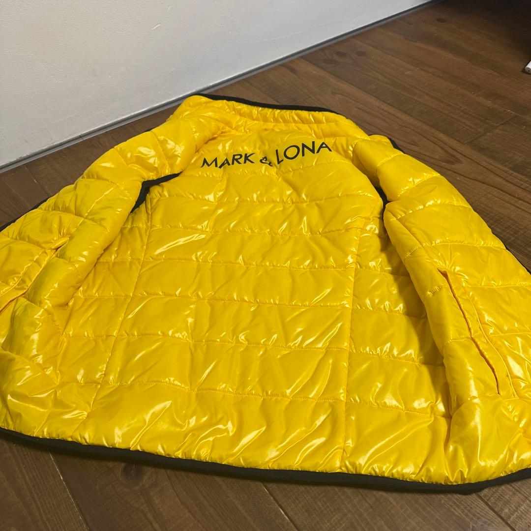 美品　MARK&LONA 中綿ベスト　50 XL リバーシブル