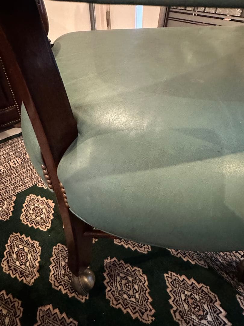 アメリカ製　レキシントン社　トラディショナルスタイル 本革 キャスターチェア