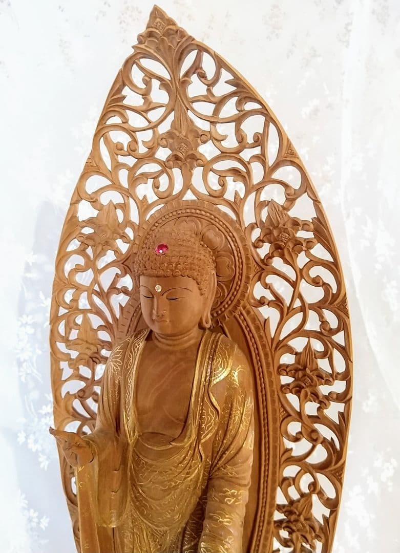 阿弥陀如来立像【大】7寸 #530 宝相華唐草 透かし彫り ◆白檀 木彫 仏像