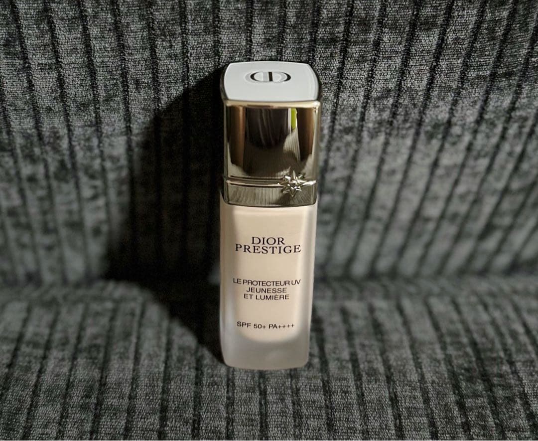 【ほぼ未使用】Dior★プレステージ ホワイト ル プロテクターUVルミエール