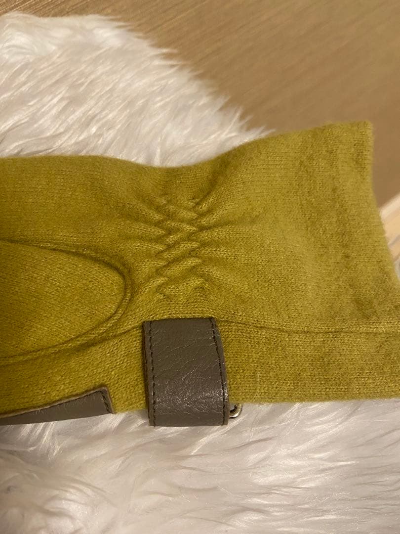 希少レア品.Vivienne Westwood ウールベレー帽.レザー手袋セット