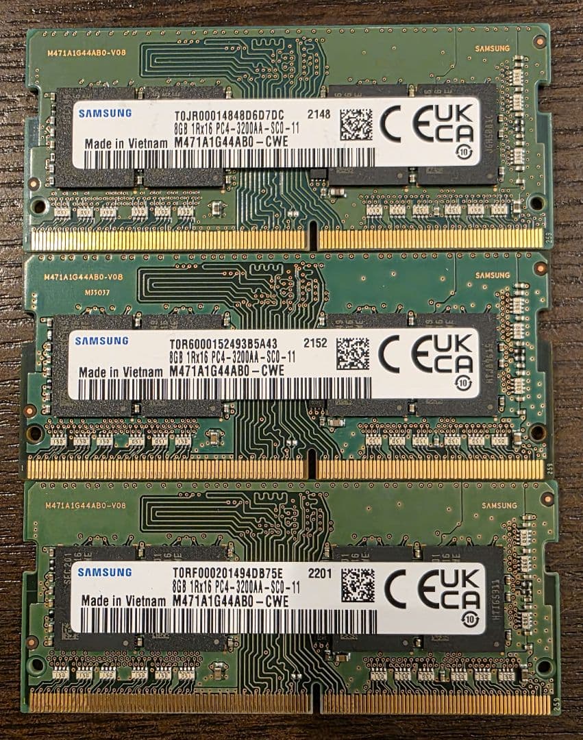 Samsung DDR4 8GB PC4-3200 ノート用メモリ 3枚