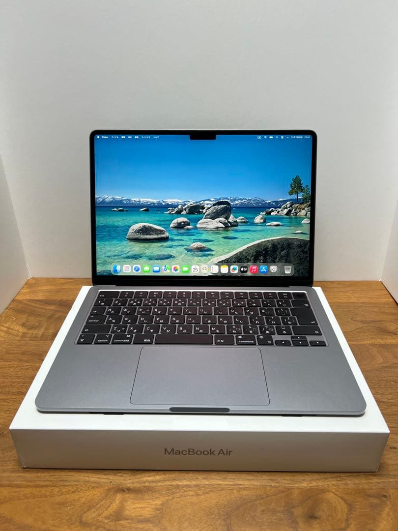 ほぼ未使用❗️MacBook Air 2022 M2チップ　スペースグレイ
