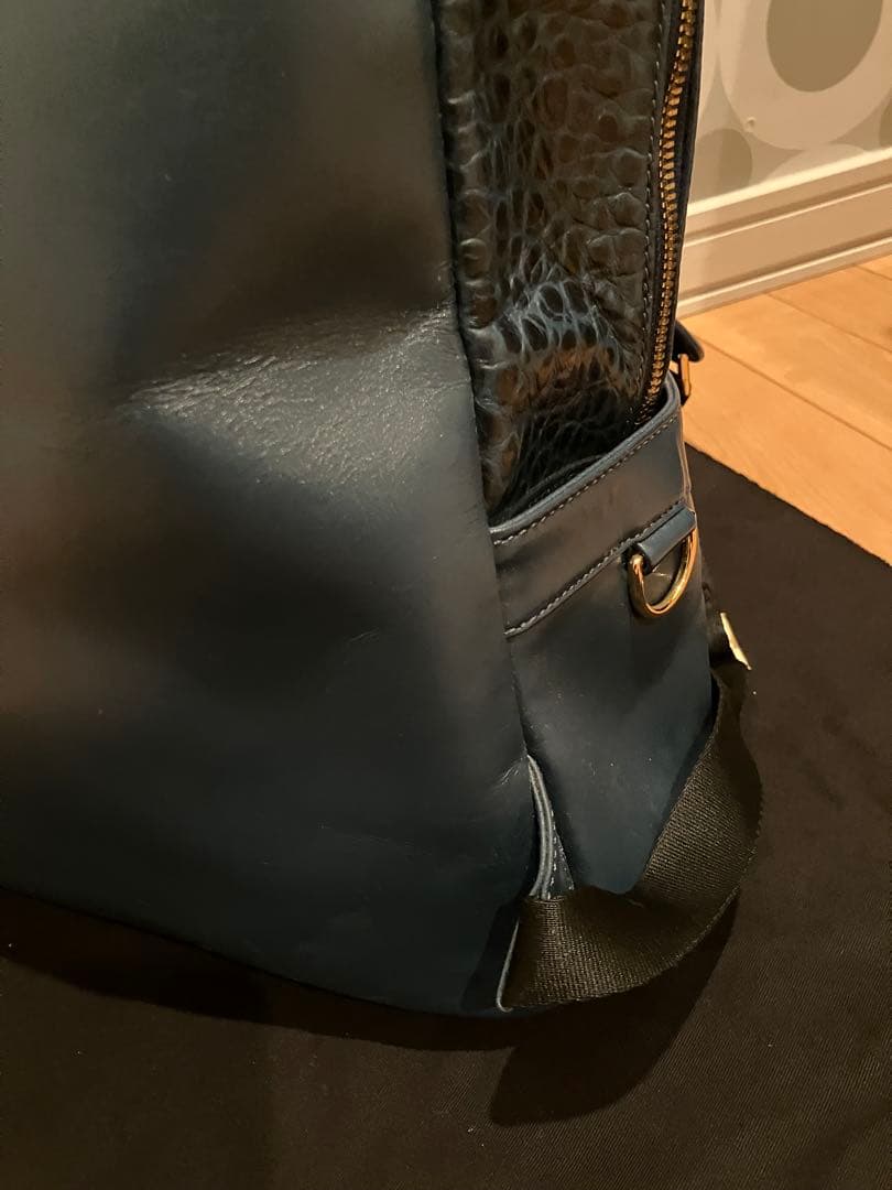 MOLDIR モルダー レザーリュックバック　ジェジュン