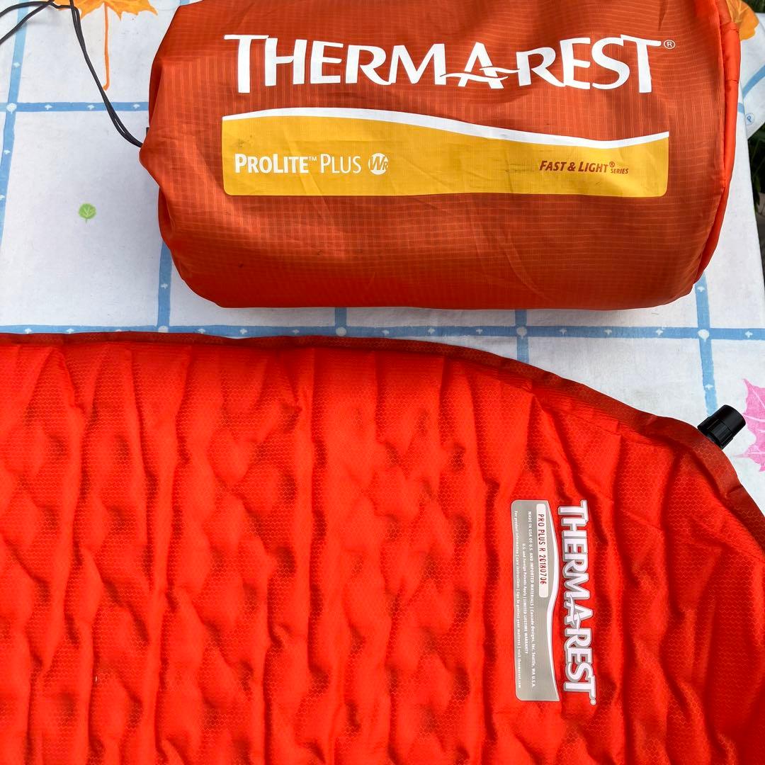 【THERMAREST PROLITE PLUS R　＆　Wr　2個セット】