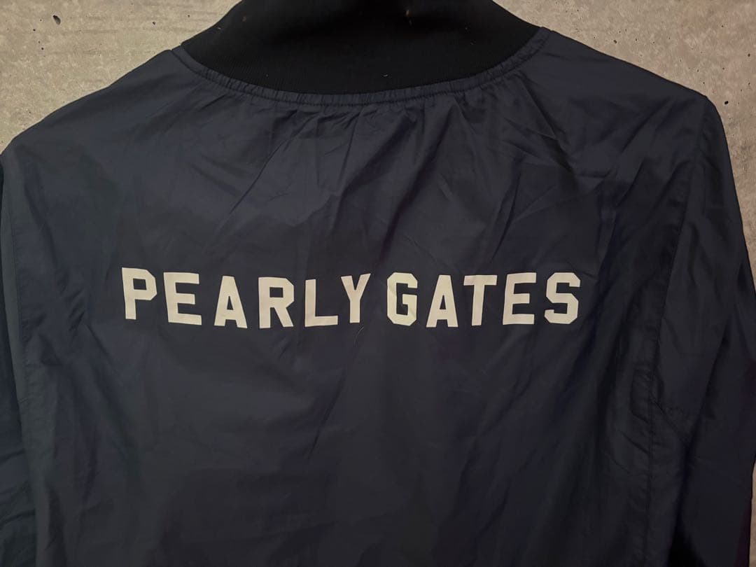 PEARLY GATES 黒ぽいネイビー　ジャケット 89