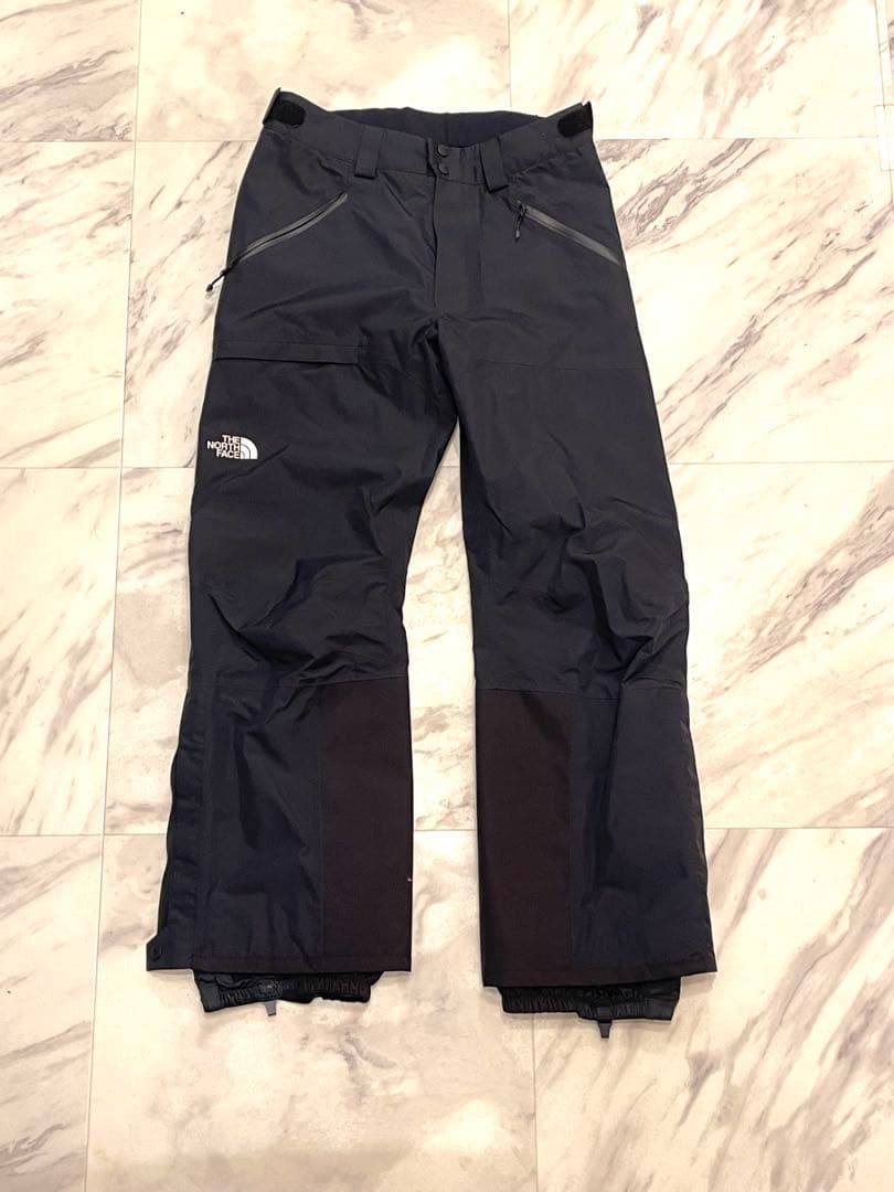 ノースフェイス　スキーウェア　スノボ　Ｍ　セット