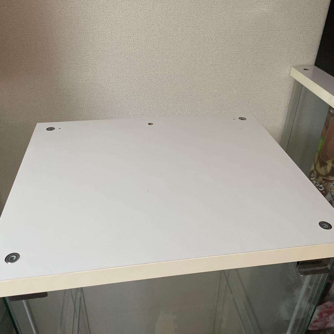 梱包・発送たのメル便】IKEA デトルフ ガラス扉キャビネット - メルカリ