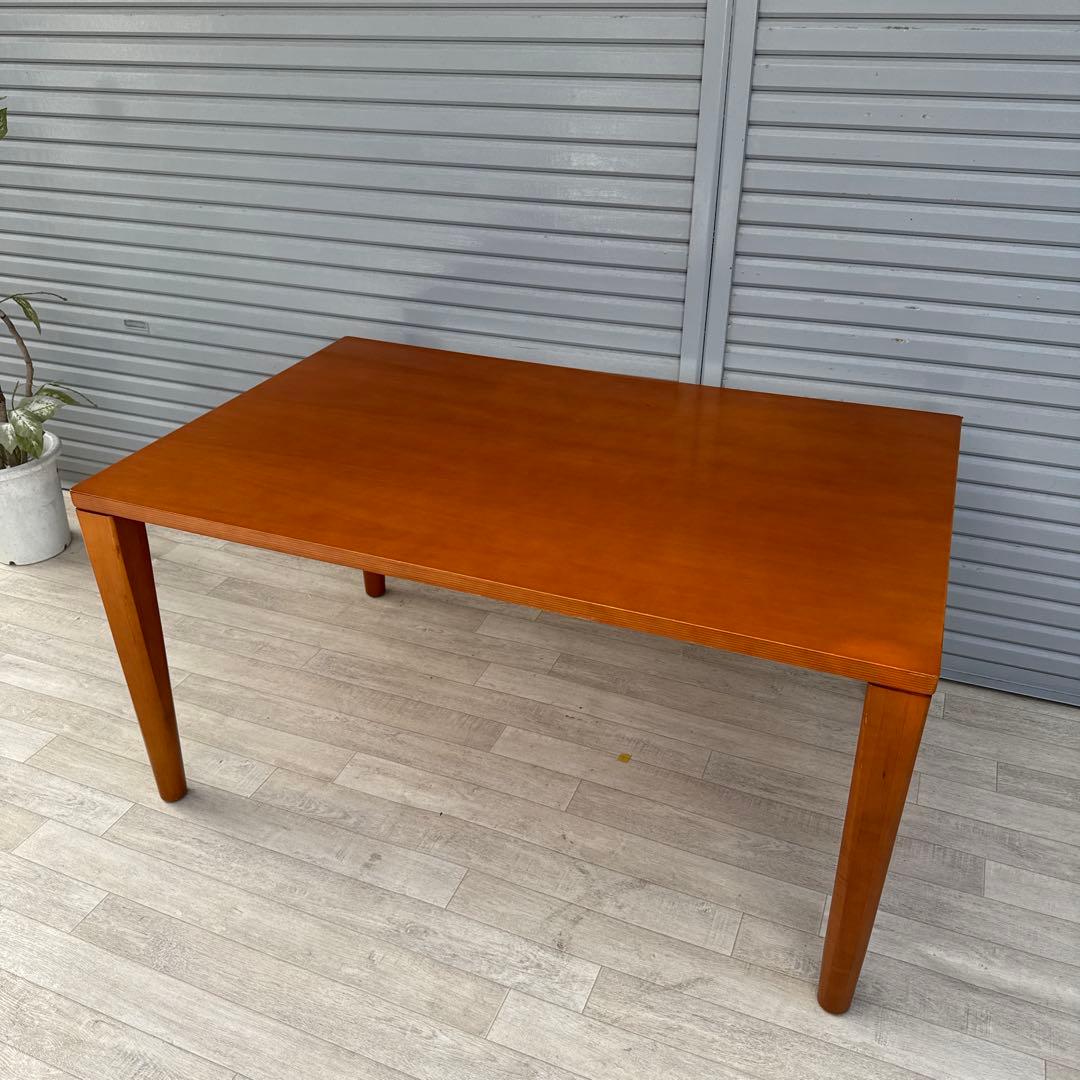 アルフレックス 北欧風ナチュラルダイニングテーブル