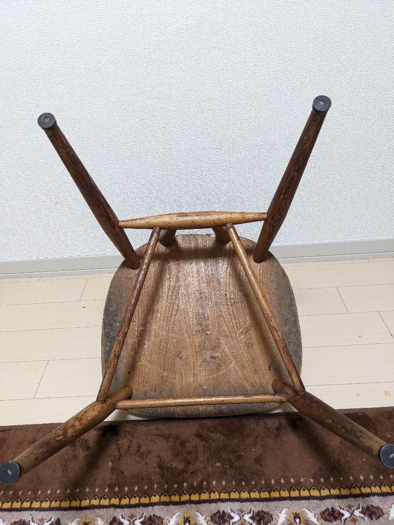 イギリスアンティーク　アーコール社　スクールチェア　いいね多数　早い物勝ち商品