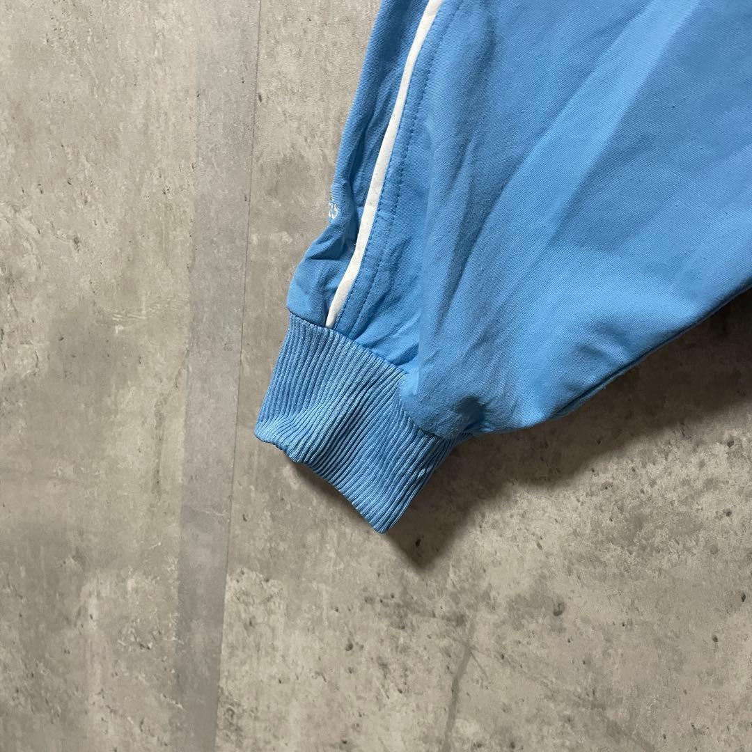 adidasアディダストラックジャケットジャージブルゾン水色青ブルー白刺繍ロゴ