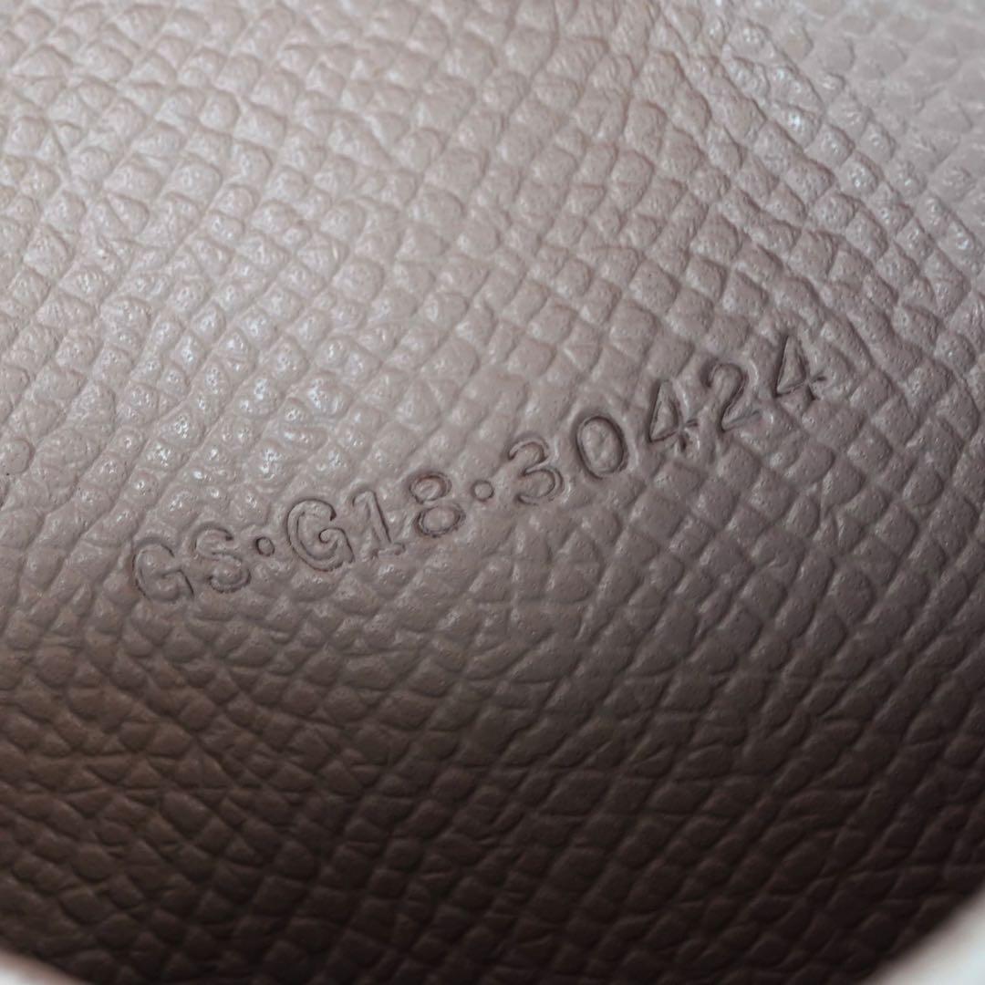 ✨未使用展示品・箱付き✨　BVLGARI キーケース　ビーゼロワン　6連