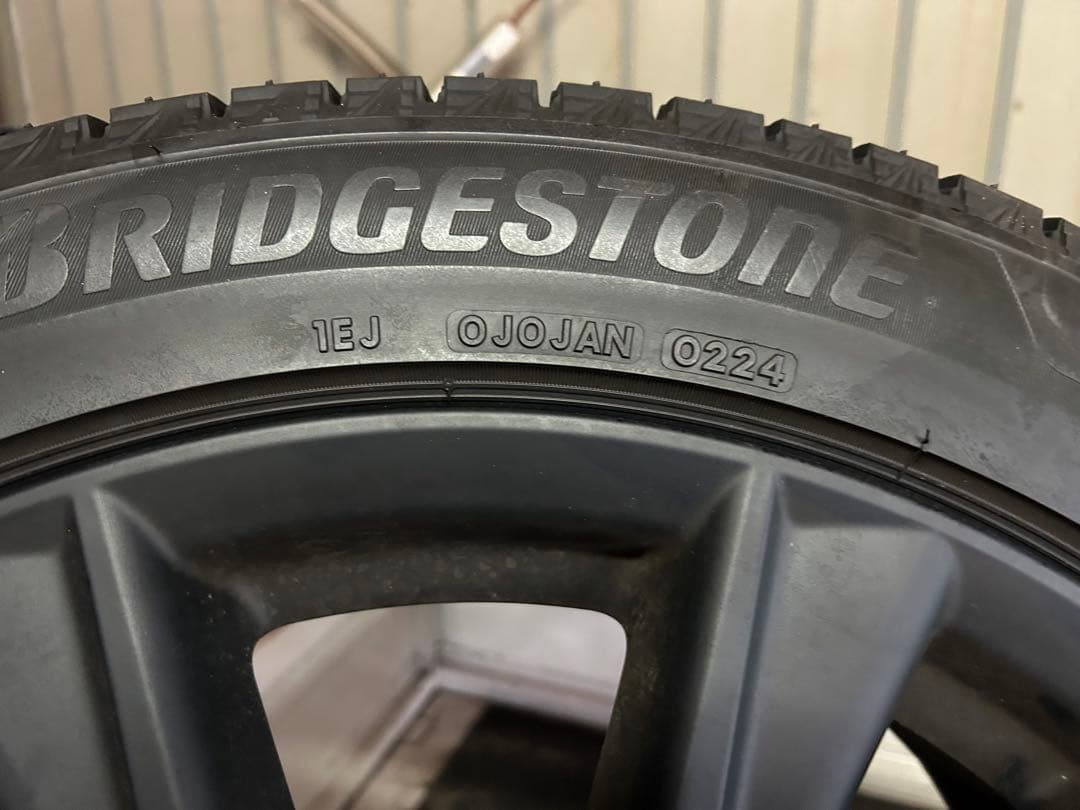 Lexus Blizzak VRX3 21インチ冬用タイヤセット