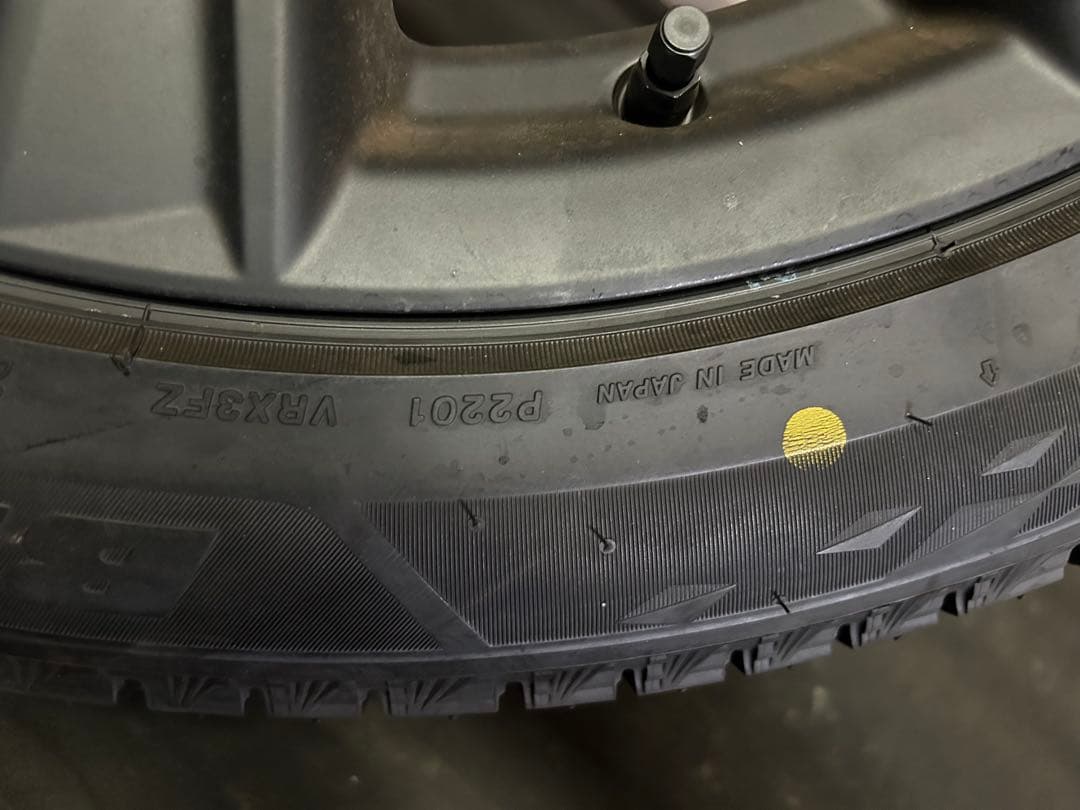 Lexus Blizzak VRX3 21インチ冬用タイヤセット