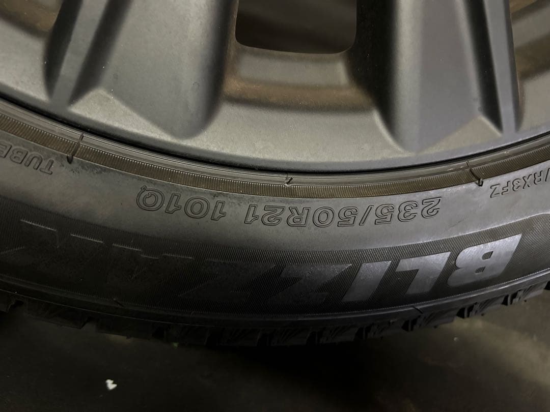 Lexus Blizzak VRX3 21インチ冬用タイヤセット