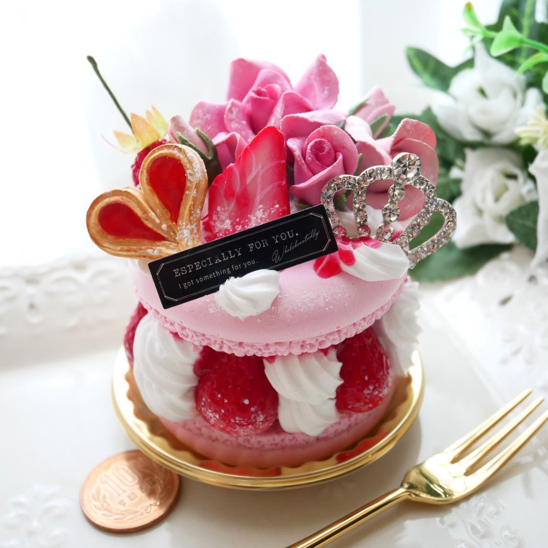 【マロングラッセ様】苺づくし♡可愛いロールケーキ/薔薇♡苺の贅沢マカロンケーキ◆