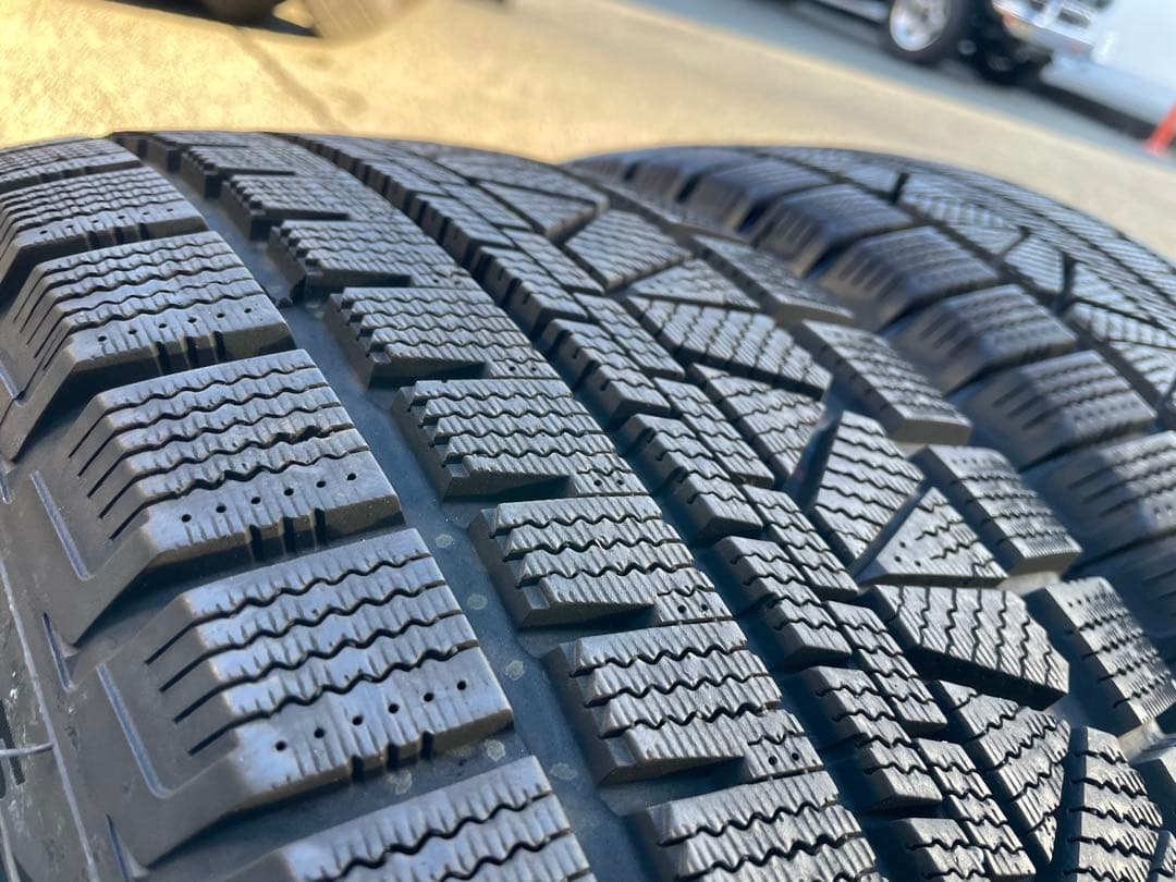 30系プリウス純正 中古スタッドレスタイヤホイール4本セット！195