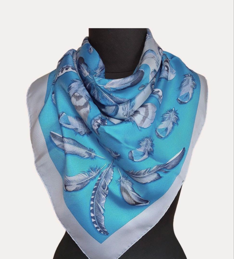 HERMES PLUMES Ⅱ カレ90 シルク スカーフ