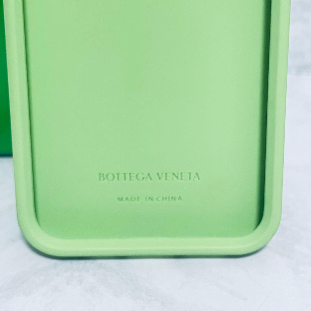 新品⭐️ボッテガ ボッテガヴェネタ iPhone13 Pro ラバー スマホケース