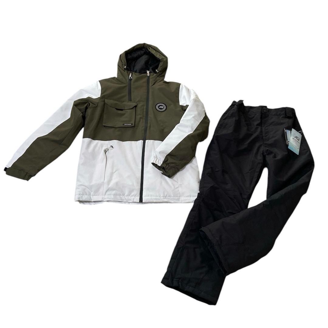 【新品・タグ付き】スノーボードウェア レディース M　スキーウェア 上下セット