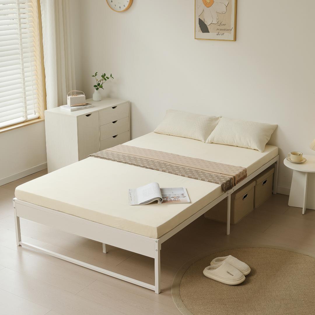 数量限定！ベッドフレーム木製 パイプフレーム 【セミダブル SD】WHITE