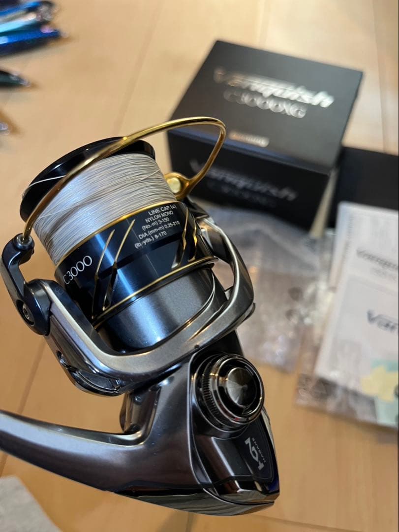 送料込みに変更　SHIMANO ヴァンキッシュC3000XG スピニングリール