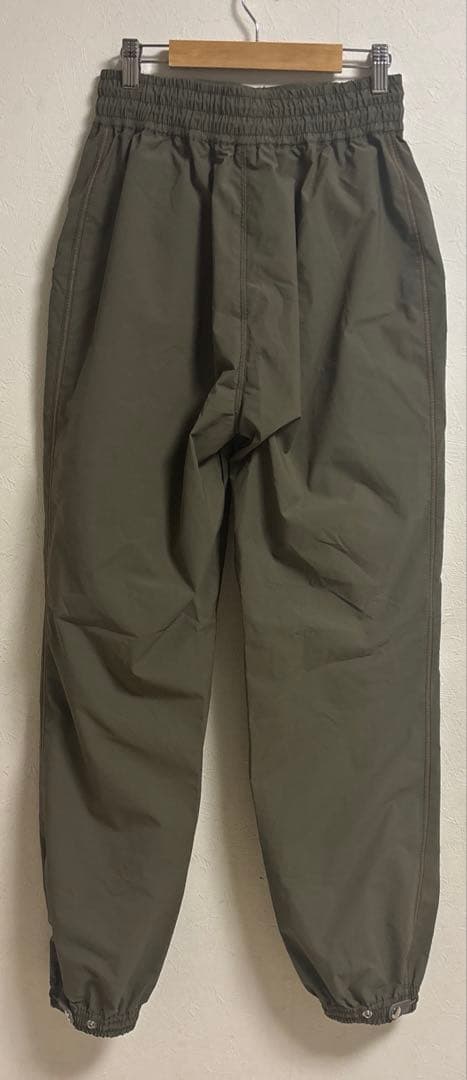 本日お値下げ終了します！！DIESEL レディースミリタリーカーゴパンツ