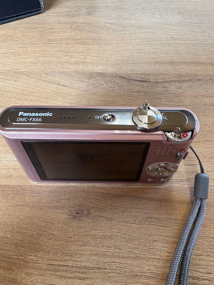 Panasonic DMC-FX66 14メガピクセル ピンク