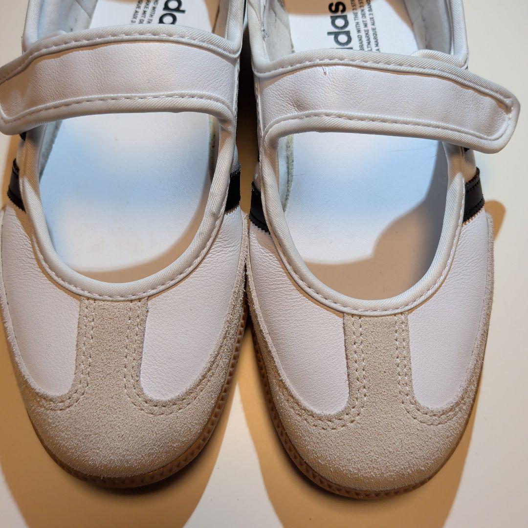 adidas サンバジェーン サイズ24.5ホワイト/ブラック