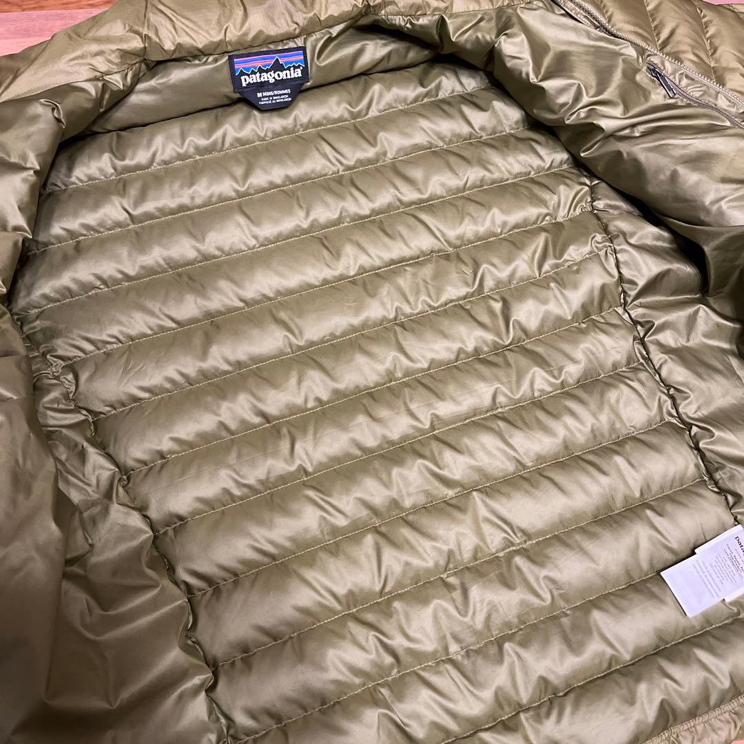 スパイク patagonia ダウンジャケット ライトカーキ グリーン系