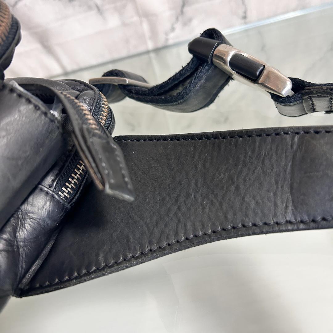 SAAD サード オールレザー ブランドロゴ金具 斜め掛け可能 ボディバック