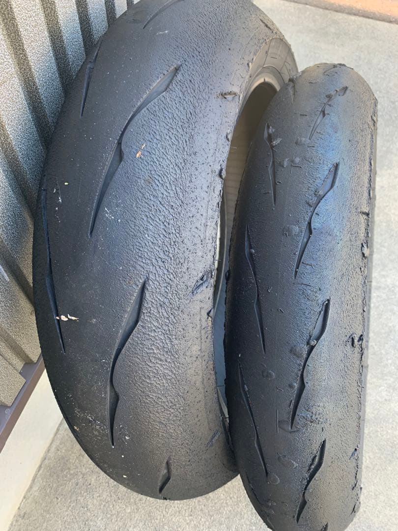 ジュディコ ブリヂストンR11 ST600 フロント、リア