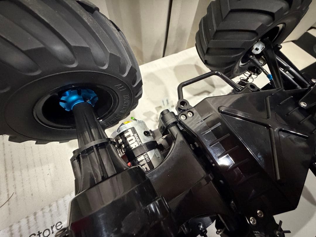 タミヤ ランチボックス ブラックエディション 組立済屋外未走行 メカ